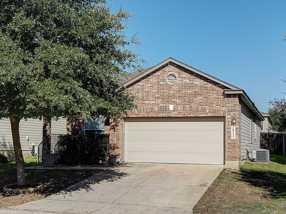 1st image of 10311 Rosewood Crk