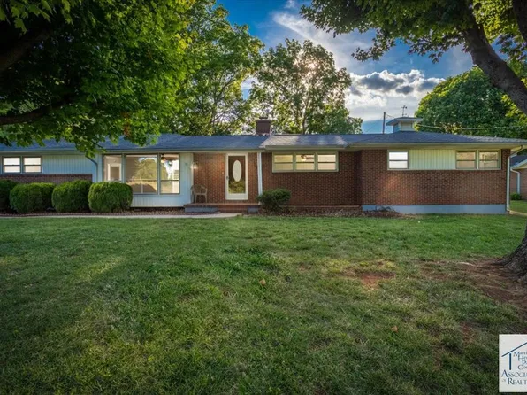 6210 Greensboro Rd, Ridgeway, VA 24148