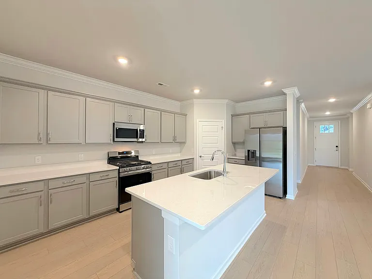 137 Clift Creek Dr — Photo 9