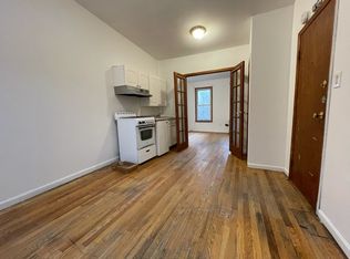 914 Metropolitan Ave #2LBH, Brooklyn, NY 11211