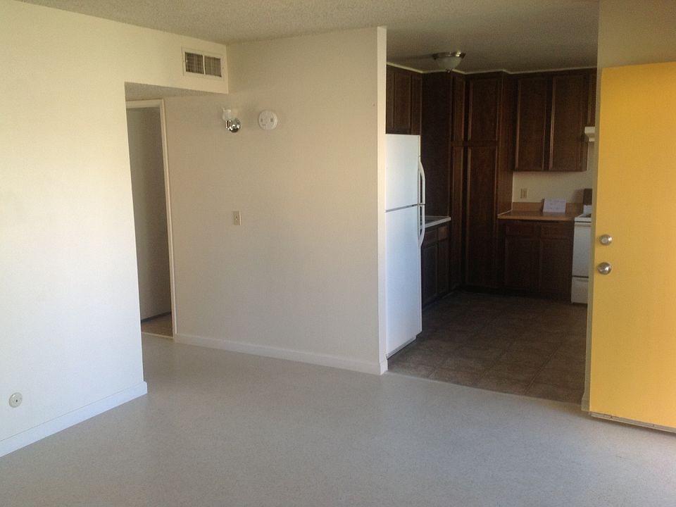 Living room / Kitchen View