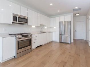 255 Meridian St #205, Boston, MA 02128