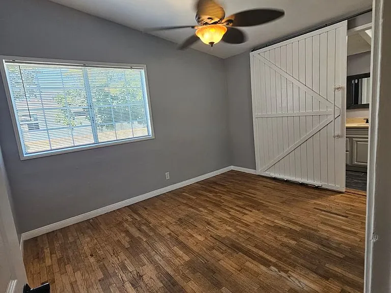 352 Bonito Ave — Photo 4