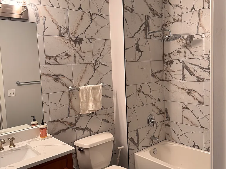 3140 N Sheffield Ave #511 — Photo 10