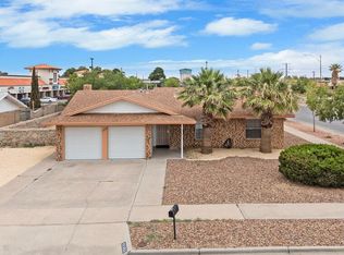 11353 Bunky Henry Ln, El Paso, TX 79936