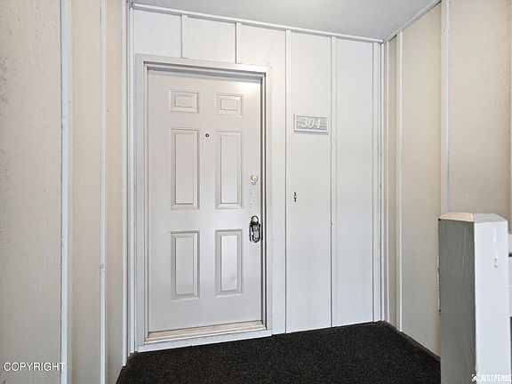 3rd image of 1873 E Tudor Rd #D-304