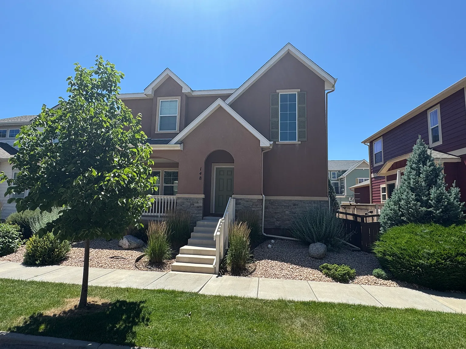 3 bed, 2911 sqft, $3,000 — Photo 1
