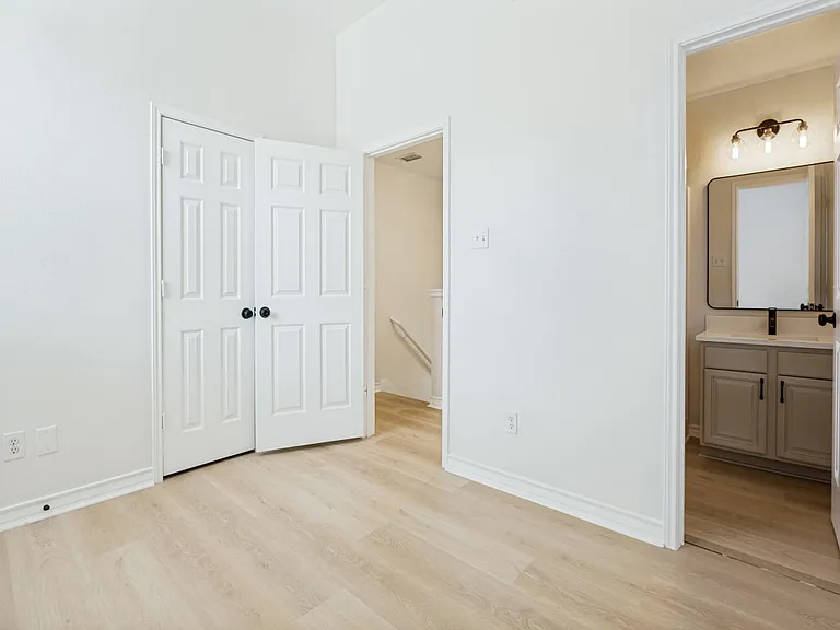 120 Nemo Ct — Photo 22