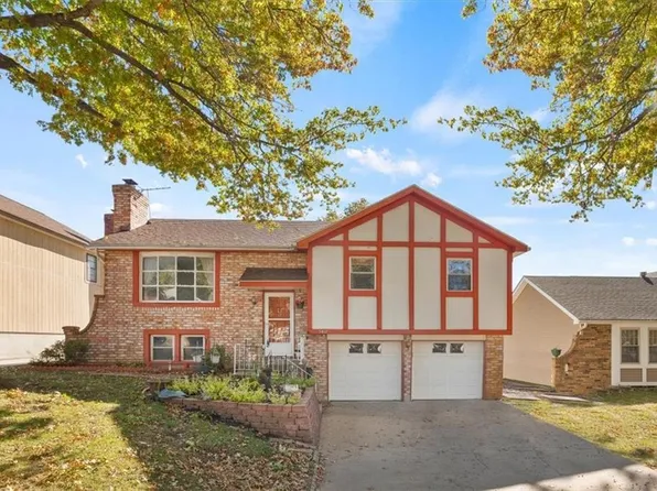 5417 Crest Dr, Kansas City, KS 66106