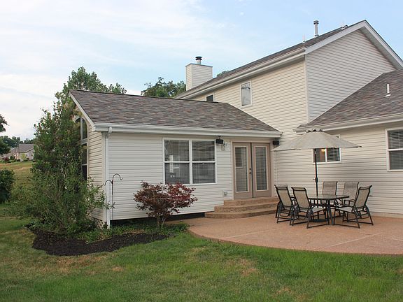3rd image of 5605 Wickershire Ln