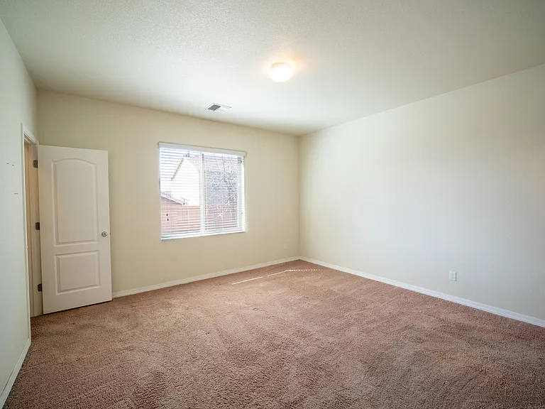 1001 El Paseo St NW — Photo 16