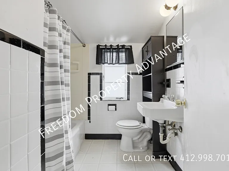 3396 Columbia Dr — Photo 2