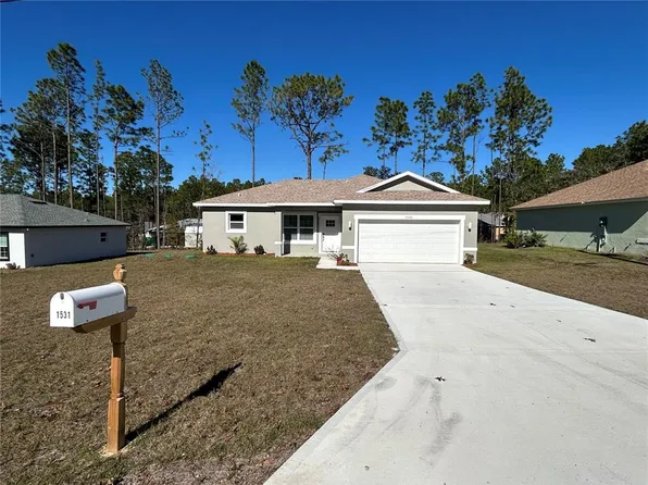 1531 W Gainsboro Ln, Citrus Springs, FL 34434