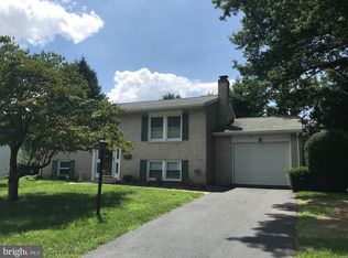 11016 Coventry Ln, Hagerstown, MD