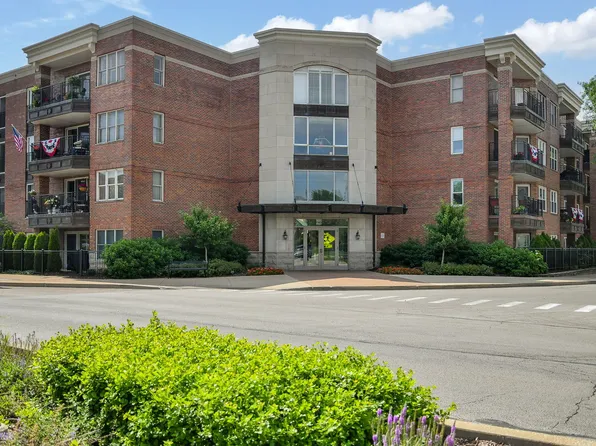 (undisclosed Address), Wheaton, IL 60187