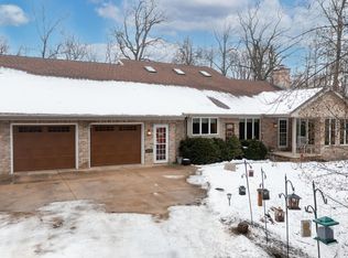 5470 Grandview Rd, Larsen, WI 54947