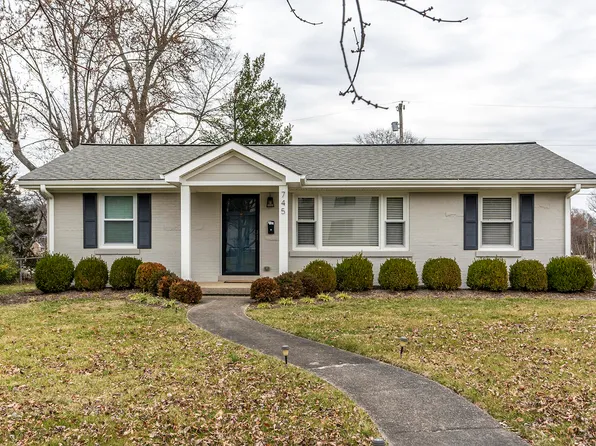 745 Berry Ln, Lexington, KY 40502