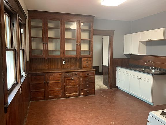 5th image of 28 Hedley Pl