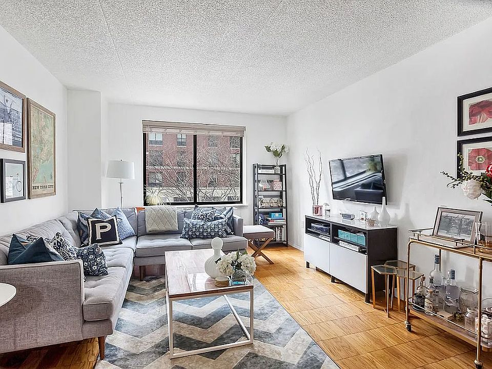 1st image of 280 Rector Pl APT 3J