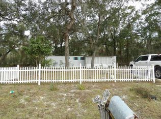 9760 Florida St, Fanning Springs, FL 32693