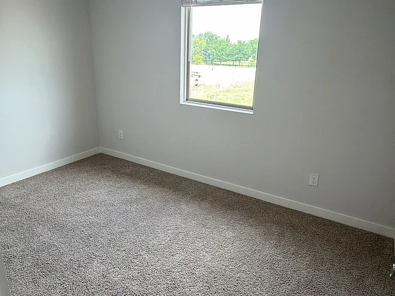 888 Sunflower Rd — Photo 9