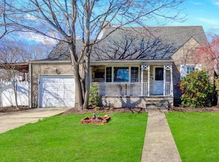689 Nicolls Rd, Deer Park, NY 11729