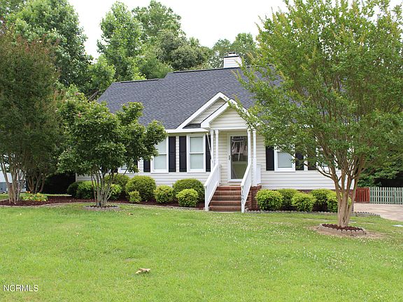 2nd image of 1681 Bessie Lane