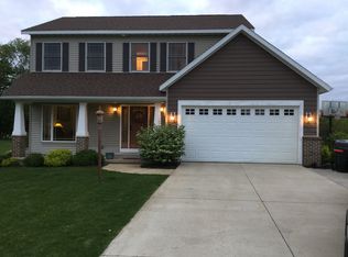 3935 Hidden Valley Trl N, Niles, MI 49120