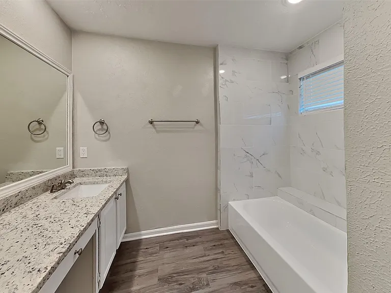 8022 Pine Falls Dr — Photo 8