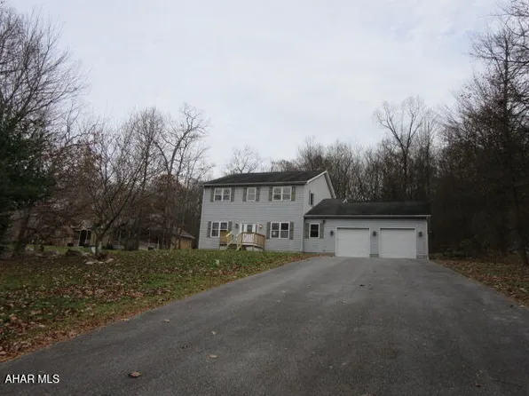 1758 E Clemson Rd, Altoona, PA 16602