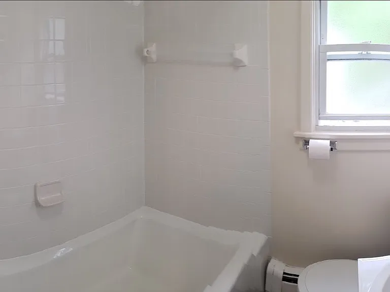 25 Rose Park Ave #2 — Photo 4