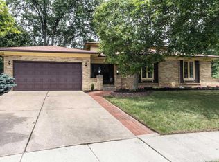 40 College Ct, Westerville, OH 43081