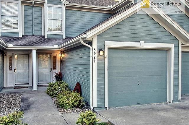 1st image of 5924 NE Moonstone Dr