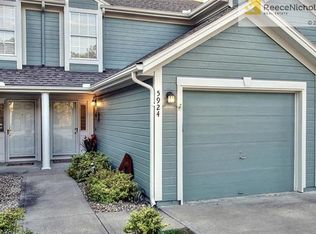5924 NE Moonstone Dr, Lees Summit, MO 64064