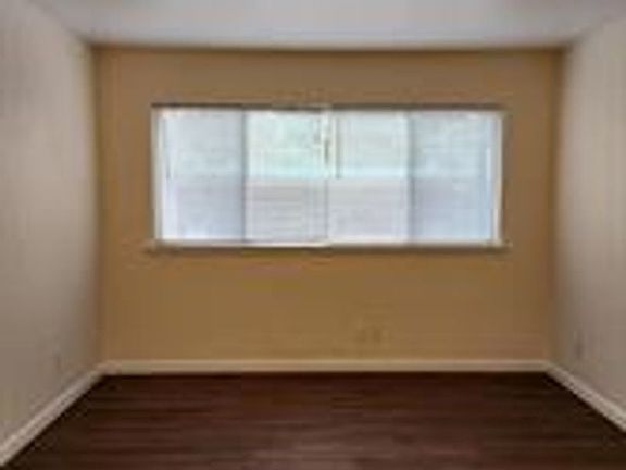 3rd image of 1212 W 13th St APT J