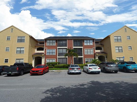 3rd image of 11901 4th St N APT 10206