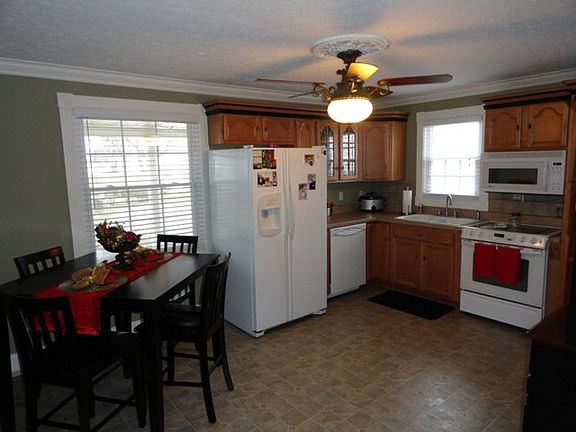 2nd image of 1317 Maple Ave