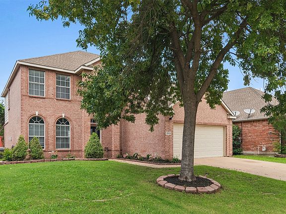 3rd image of 10609 Augusta Ln