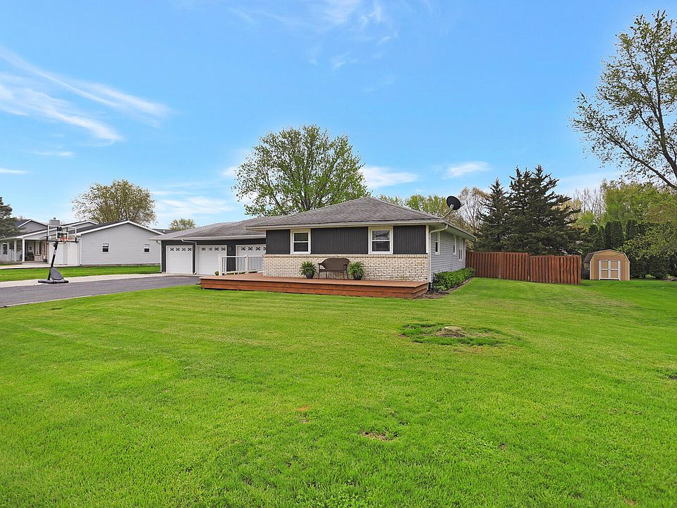 59 Glenbrook Ln, Fisher, IL 61843 Zillow