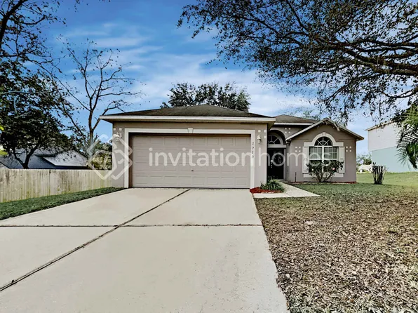 1710 W Marshall Lake Dr, Apopka, FL 32703