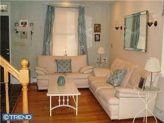 3rd image of 533 Solly Ave
