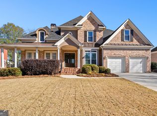 122 Holly Springs Dr, Peachtree City, GA 30269