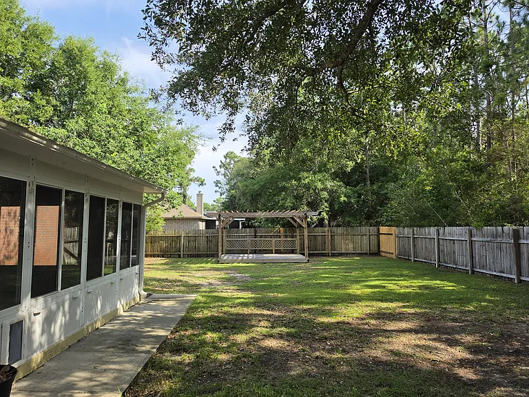 2501 Elkhart Dr — Photo 27