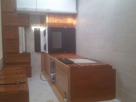 3rd image of 56 Sugarland Square Ct