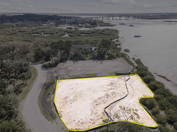 5th image of 186 Pelican Reef Dr
