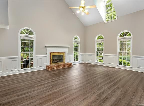4th image of 10519 Providence Arbours Dr #13