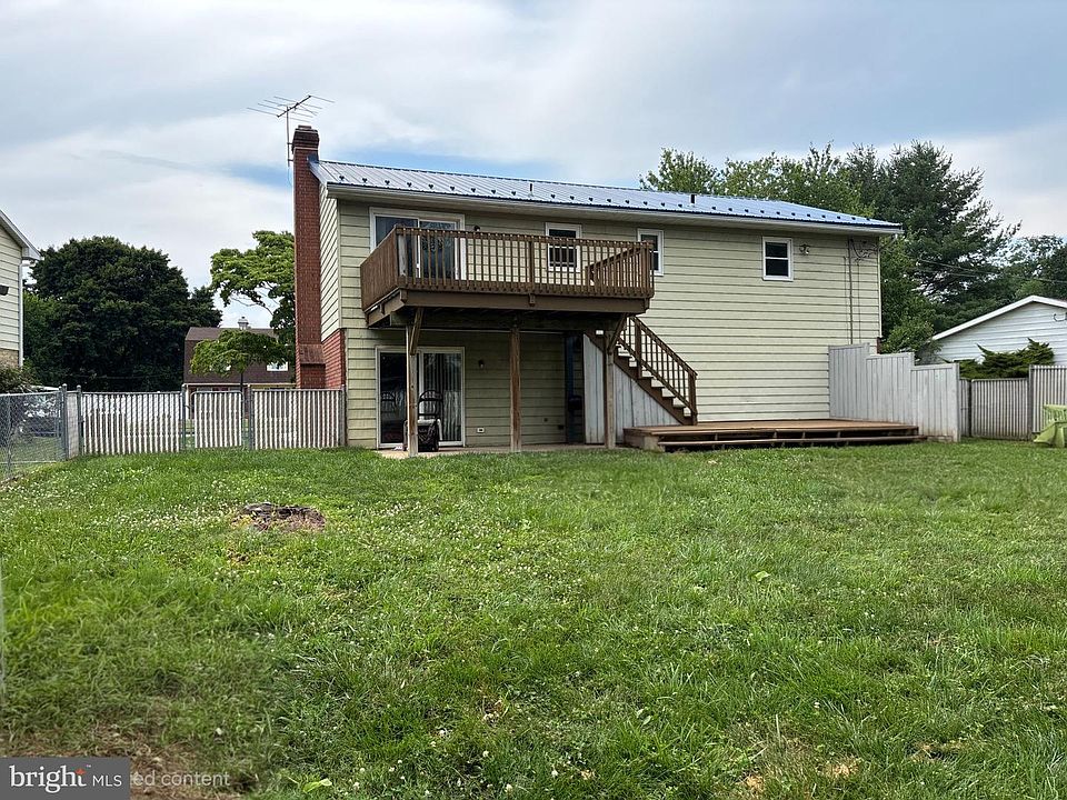 2nd image of 36 Edgelea Dr