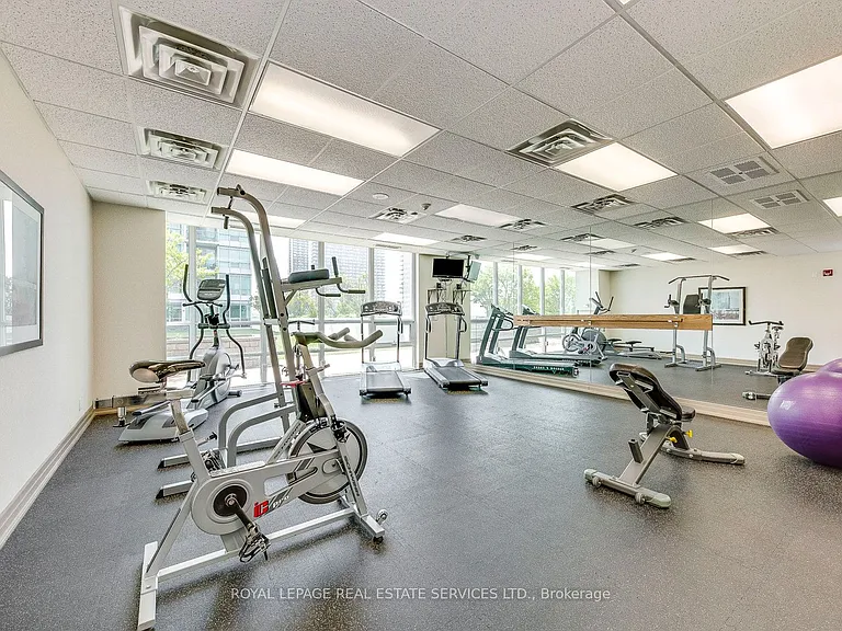 1900 Lake Shore Blvd W #701 — Photo 32