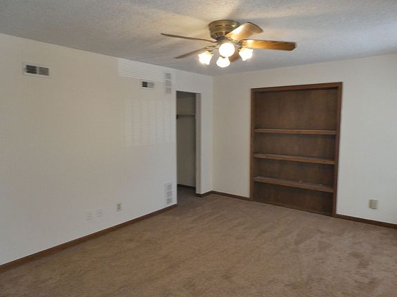 5th image of 1410 University Ave APT B