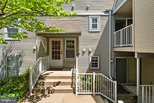 107 Sweetwater Dr Photo 1